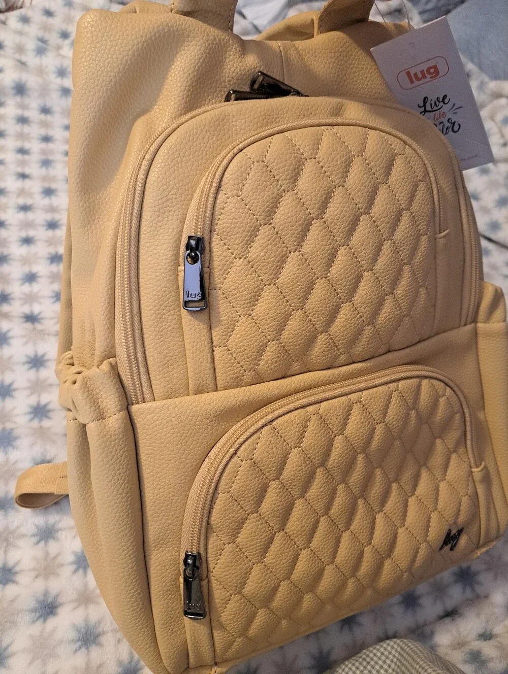 Lug Hatchback VL Buttercup